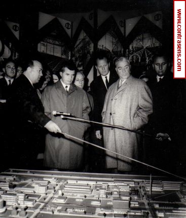 Aspect din timpul vizitei conducătorilor de partid şi de stat în regiunea Bacău (Combinatul Chimic Borzeşti) [Fotografia #A401]Cota: 353/1966